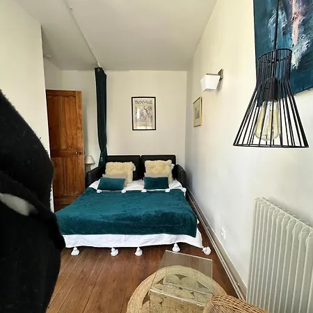 La Maison Bleue Holiday home