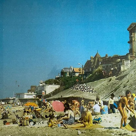 La Maison Bleue Holiday home Villerville