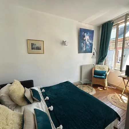 La Maison Bleue Holiday home *