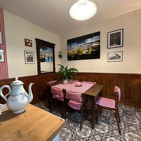 Holiday home La Maison Bleue *