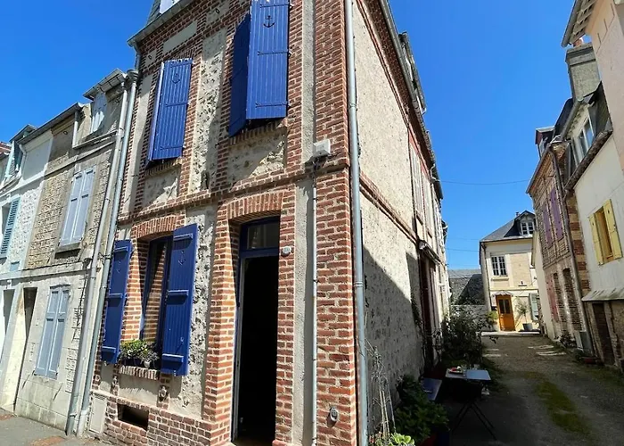 La Maison Bleue