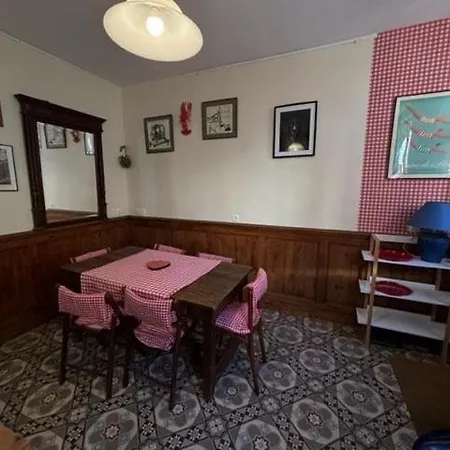 La Maison Bleue Nyaraló *