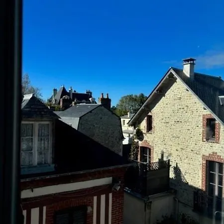 La Maison Bleue Nyaraló Villerville