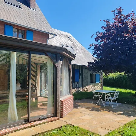 Holiday home La Maison Bleue Reux